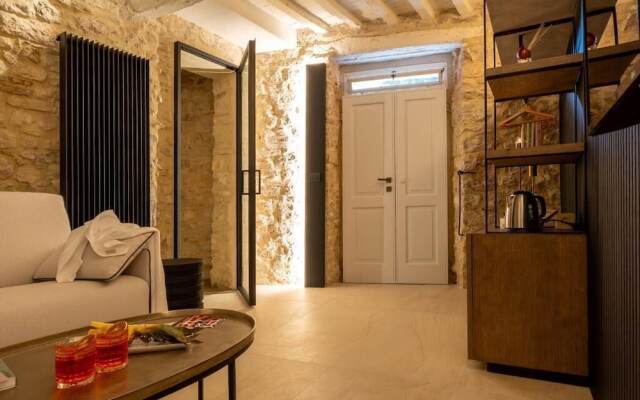 Forma your Boutique Suite