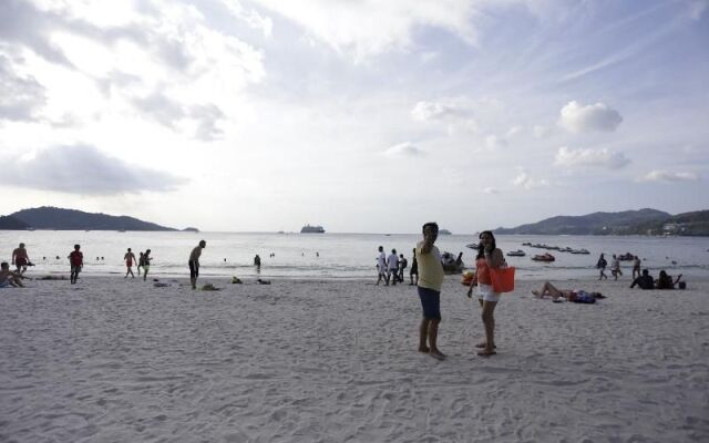 Patong Beachfront Boutique Hotel