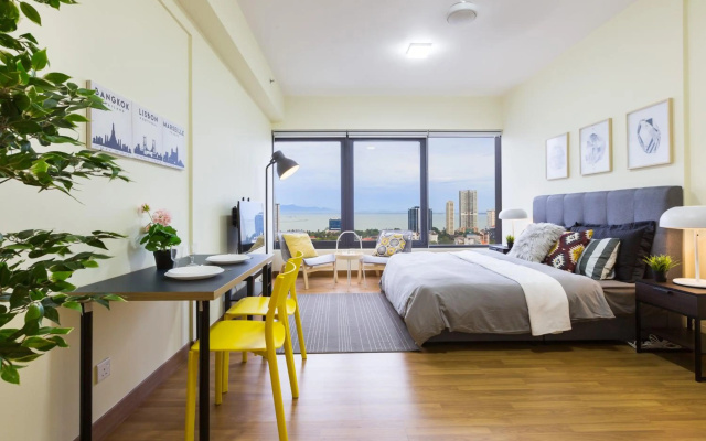 Tropicana 218 Macalister – Guest Rooms – George Town