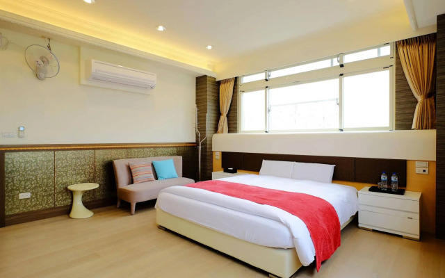 Kuan Pin Four Season Villa