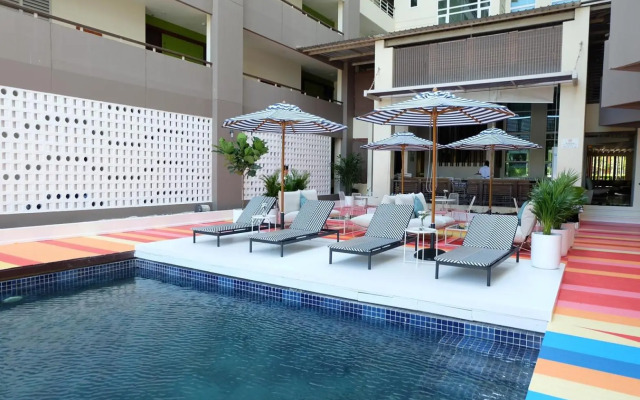Silathip Huahin Serviced Apartment & Hotel