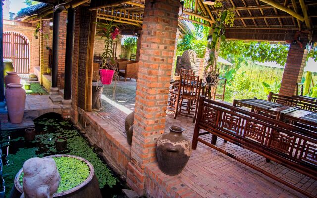 Calm House Hotel Hoi An