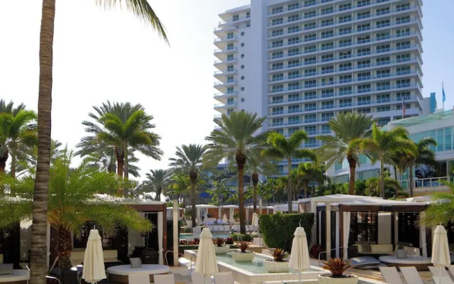 Residences at Fontainebleau Miami