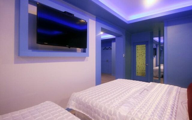 Amaranth Tourist Hotel