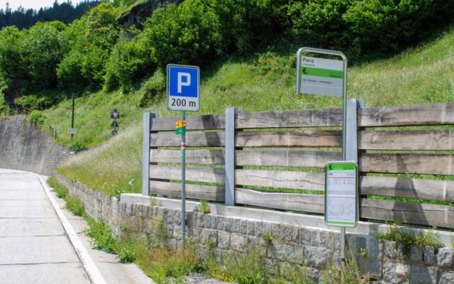 Rustico Vista Adula