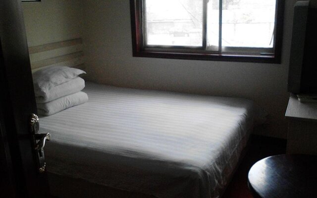 Jinxiu Business Inn
