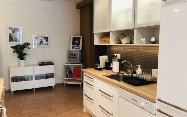 DobroBeat Apartment