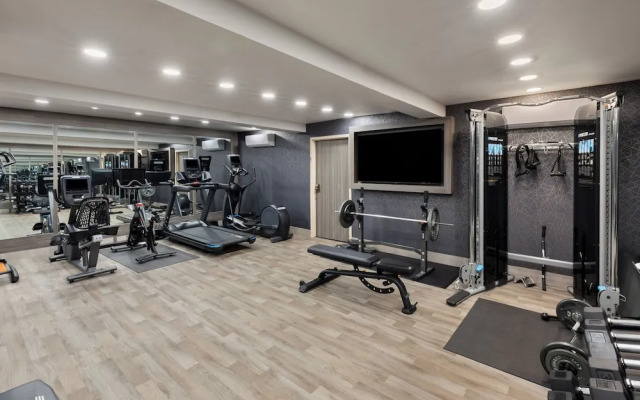 Ramada by Wyndham DFW Airport