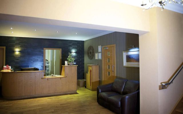 Nevis Bank Inn