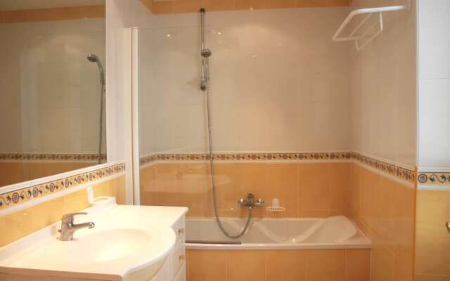 Studio Commandant Andre 22 by Viva Riviera