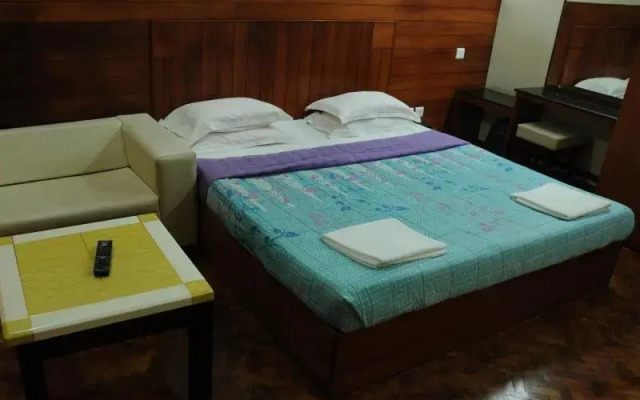 Fast Track Hotels Tanjore