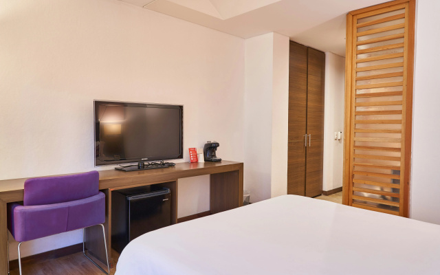 84 DC Bogotá By OxoHotel