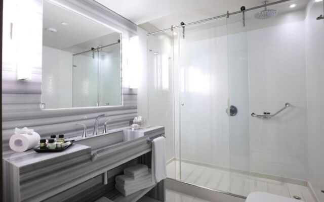 Recoleta Grand, a Tribute Portfolio Hotel