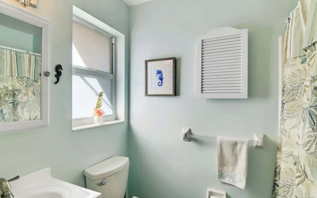 Mango House Immaculate 3 BDR in Boynton Beach!