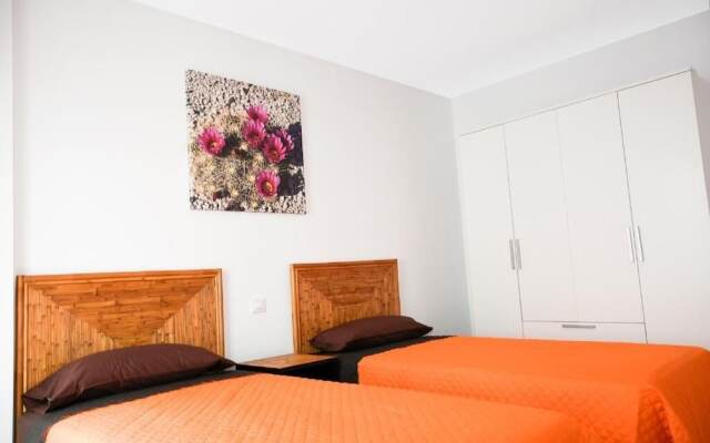 Pura Vida Beach Suites