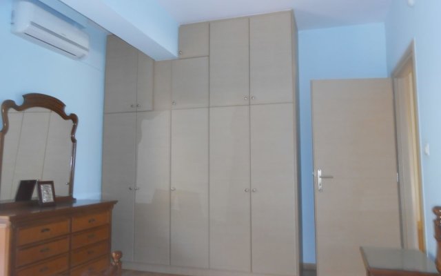Luxury 2 Bed House In Pefkali