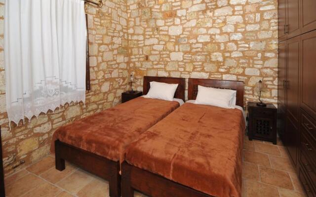 Villa Koutsoypia Stone House