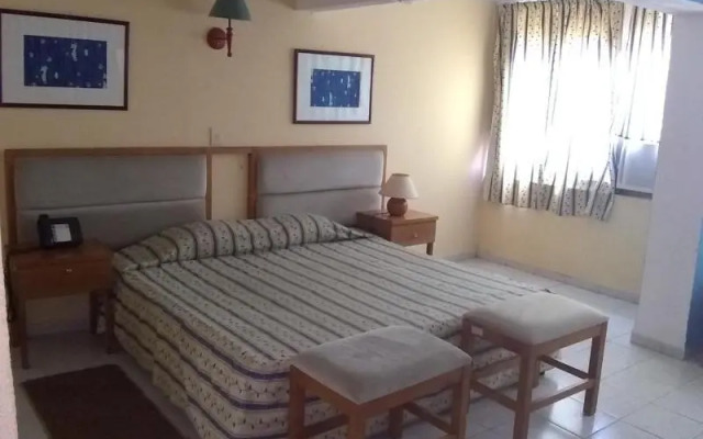 Gran Caribe Sun Beach