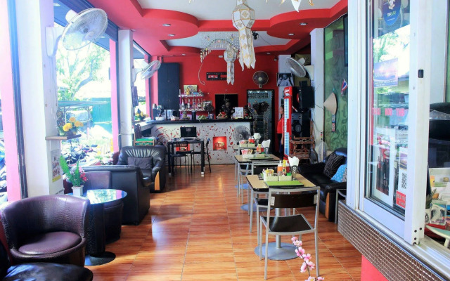 Hotel Ramaz Charlie
