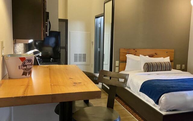 The Brewhouse Inn & Suites