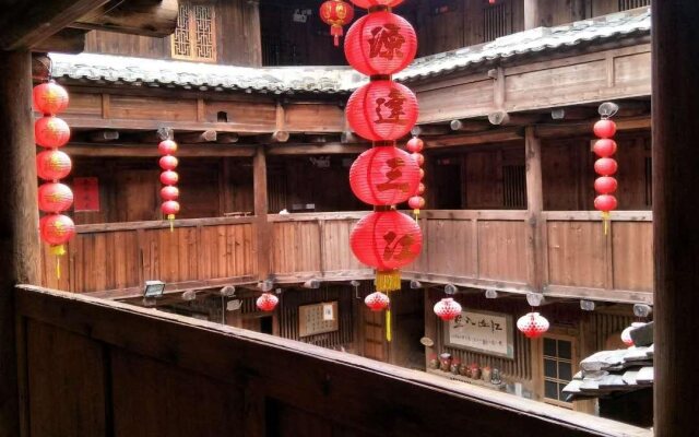 Nanjing Tulou Qingdelou Inn