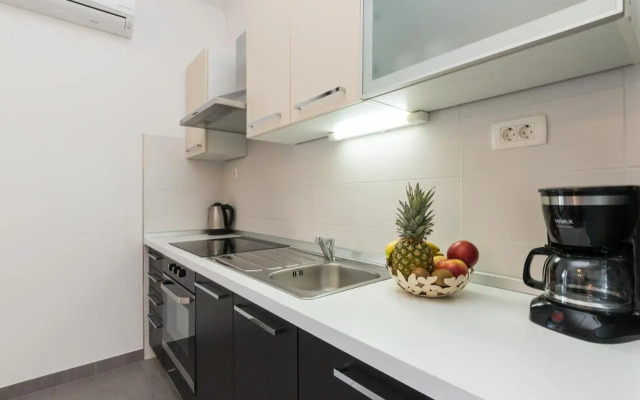 Apartment Dora