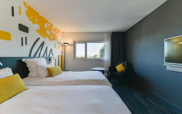 Holiday Inn - the niu, Fender Amsterdam by IHG