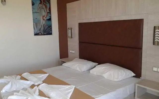 Karavos Hotel Apartments