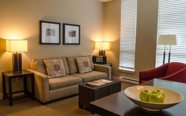 The Oswego Hotel