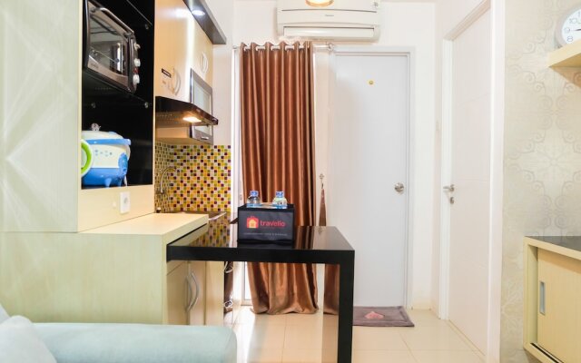 Simply 2BR with Pool View Bassura City Apartment