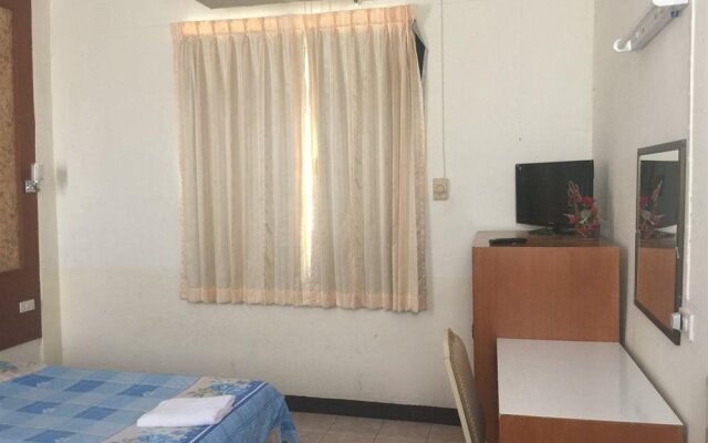Chantorn Jomtien Guesthouse 1
