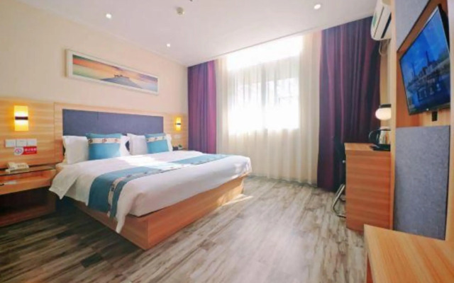Jungle Express Hotel