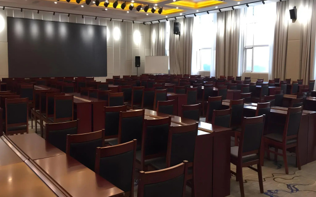 GreenTree Eastern XianGYAng Zhongyuan Xi Road Hotel
