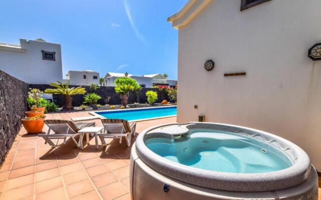 216 - Villa Helena by Villas Now Ltd