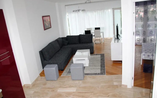 Lux apartmani Neno Budva
