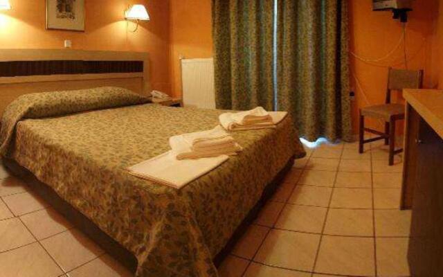 Polychrono Beach Hotel