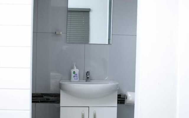 Semeni Asante Getaway