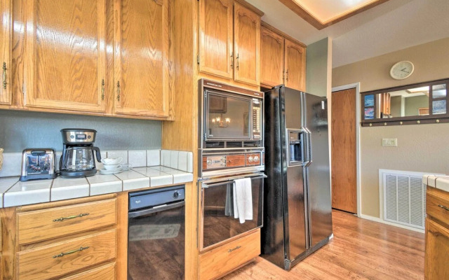 Cozy Groveland Townhome, Day Trip to Yosemite