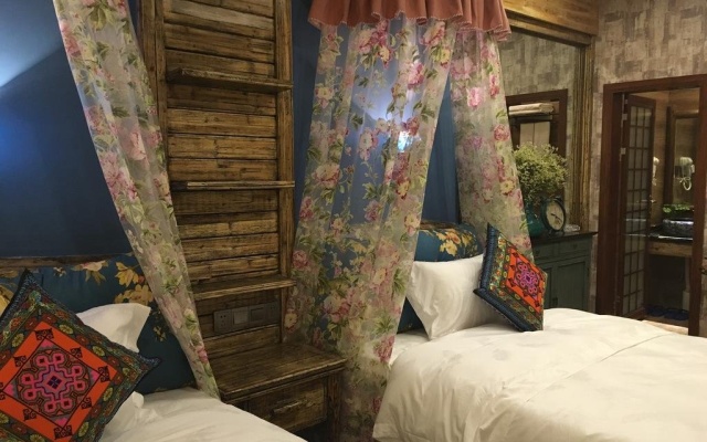 Zhangjiajie Baihui Living Inn – Guest Rooms – Zhangjiajie