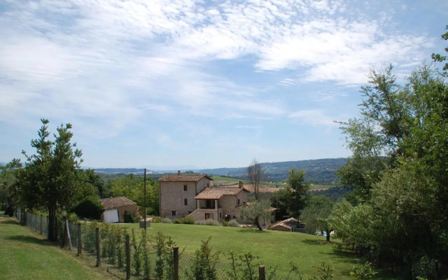 Casale in Teverina