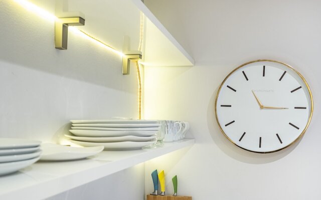 Bridgwalk Apartment by Flexystays