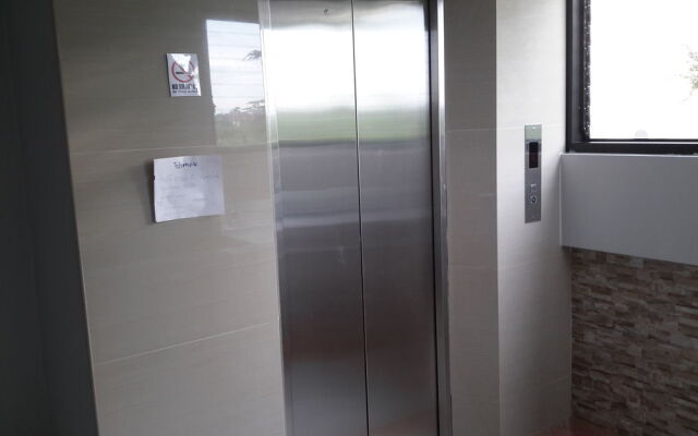 ZEN Rooms D-well Residence Don Muang