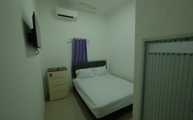 Hotel O Penginapan Permata Hijau Syariah Near Bukit Teletubbies