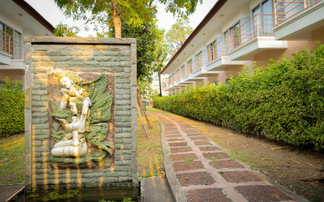 Kiatthada Resort and House