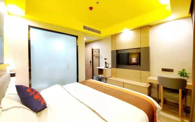 Jun Hotel Hubei Wuhan Jianghan District Jianghan Road Walking Street