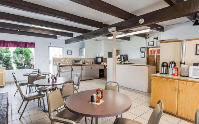 Rodeway Inn & Suites Omak - Okanogan