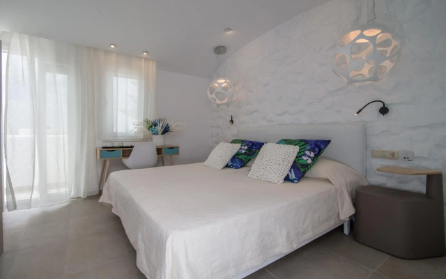 Spiros Hotel