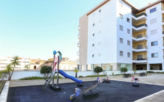 3-bedroom Apt, Sleeps 6, Pool, Gym & Jacuzzi
