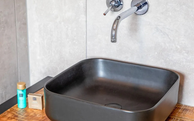 Holiday Home Near Forest With Wellness Garden