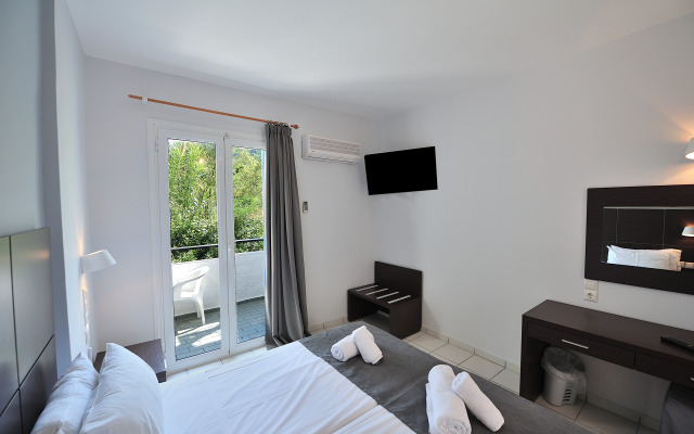 Anamar Skiathos Hotel